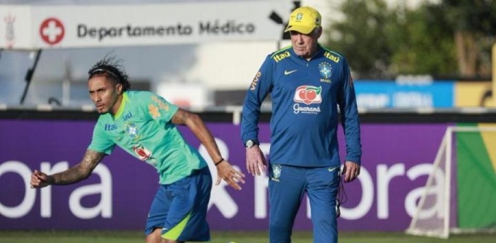 app下载-世体批评安帅：不征召皇马球员，却让拉菲尼亚在4100米高原登场