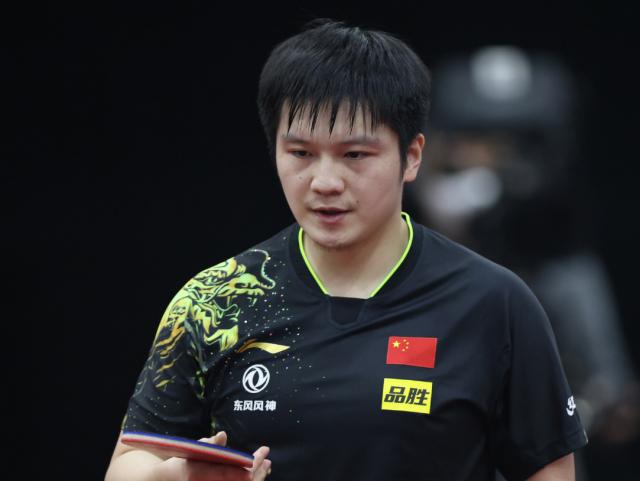 “直通德班”正式挥拍 樊振东男单赢首秀混双待花开